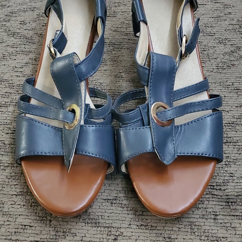 Women's sandal lovely heels 👠